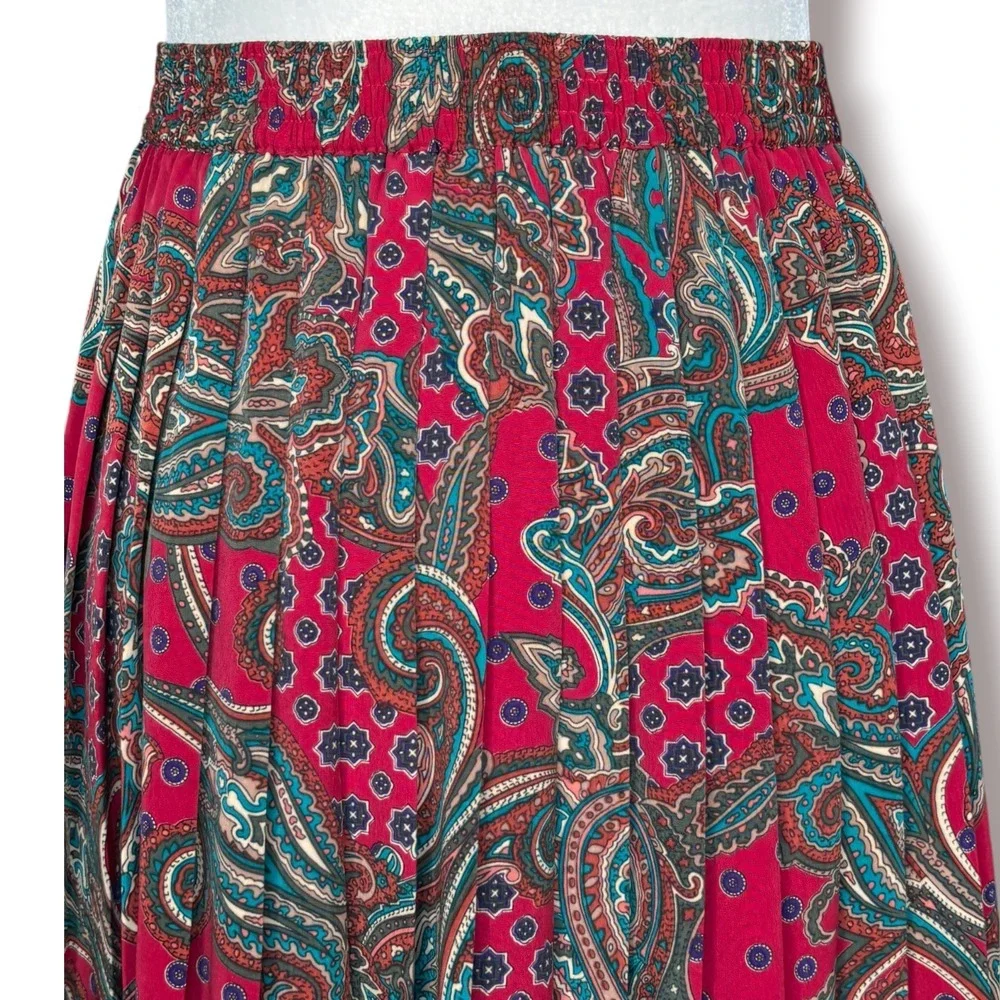 Vintage 90s Paisley Pleated Maxi Skirt Red Boho Eclectic Academia Heritage Prep